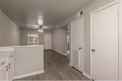 600 Palm Street #2, Huntsville, TX 77340 - Photo 6