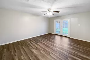 706 S Diamondhead Blvd, Crosby, TX 77532 - Photo 12