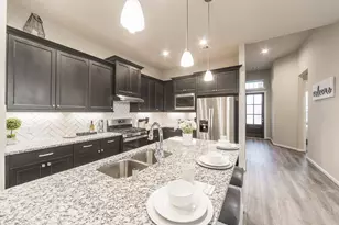 8710 Crossing Oak Ln, Missouri City, TX 77459 - Photo 10