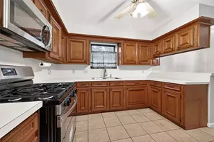 25131 Thrushwood Ln, Spring, TX 77373 - Photo 10