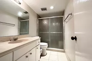 3224 Timmons Ln, Houston, TX 77027 - Photo 10