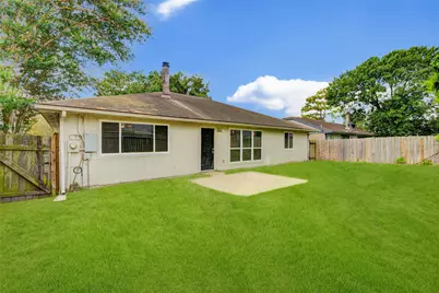 13610 Tara Oak Drive, Houston, TX 77065 - Photo 20