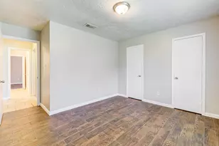 13610 Tara Oak Dr, Houston, TX 77065 - Photo 12