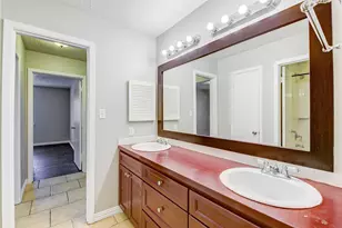 13610 Tara Oak Dr, Houston, TX 77065 - Photo 18