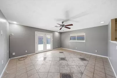 4908 Holly Park Drive, Pasadena, TX 77505 - Photo 18