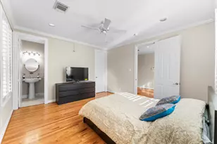 9910 Orchard Ct, Houston, TX 77054 - Photo 10