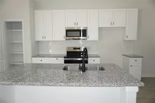 9980 Calendar St, Willis, TX 77318 - Photo 4