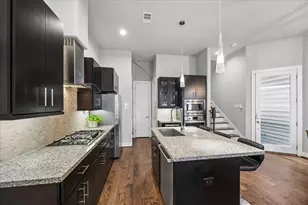 2410 Couch St, Houston, TX 77008 - Photo 8