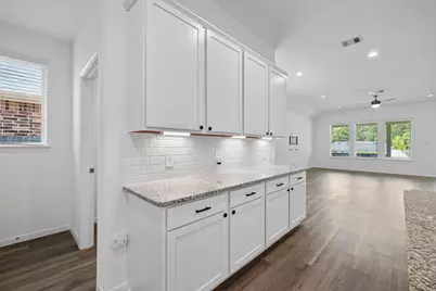373 Pleasant Hill Way, Conroe, TX 77304 - Photo 20