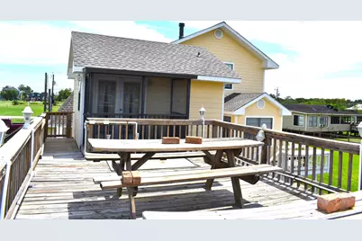 1657 County Road 291, Sargent, TX 77414 - Photo 18