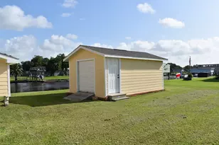 1657 County Road 291, Sargent, TX 77414 - Photo 8