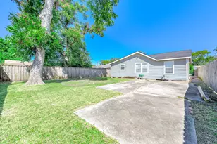 4026 Reid St, Houston, TX 77026 - Photo 36