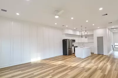 421 E 41st Street, Houston, TX 77022 - Photo 14