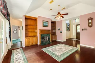 55 Mandevilla Ct, Lake Jackson, TX 77566 - Photo 16