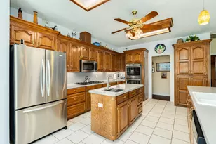 55 Mandevilla Ct, Lake Jackson, TX 77566 - Photo 22