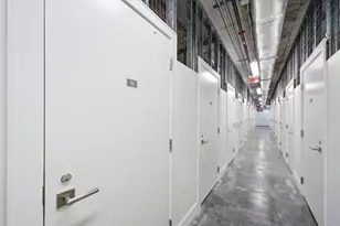 2047 Westcreek Ln, Houston, TX 77027 - Photo 16