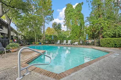 642 S Ripple Creek Drive #642, Houston, TX 77057 - Photo 18