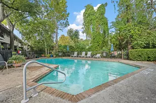 642 S Ripple Creek Dr, Houston, TX 77057 - Photo 18