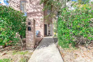 7110 Gary St, Houston, TX 77055 - Photo 48
