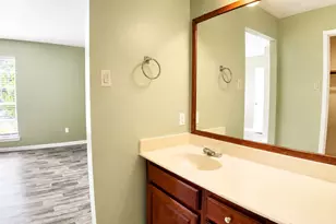 9507 Wellsworth Dr, Houston, TX 77083 - Photo 18
