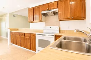 9507 Wellsworth Dr, Houston, TX 77083 - Photo 14