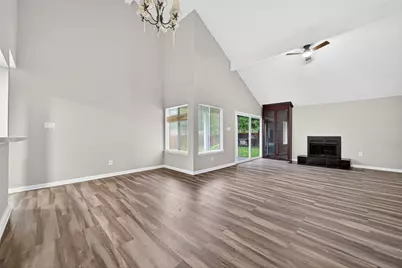 12307 Gambit Dr, Stafford, TX 77477 - Photo 8