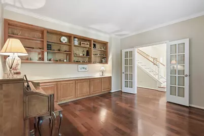 27 N Duskwood Place, The Woodlands, TX 77381 - Photo 6