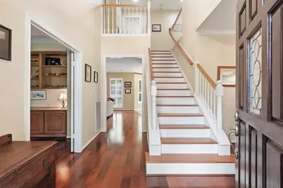 27 N Duskwood Place, The Woodlands, TX 77381 - Photo 4