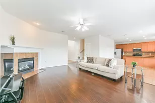 5418 Lilac Grove Ln, Rosharon, TX 77583 - Photo 4