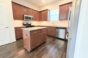 5210 Petty St, Houston, TX 77007 - Photo 12