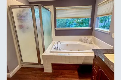 19 E New Avery Place, The Woodlands, TX 77382 - Photo 22