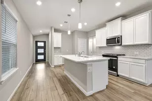 6622 Lahna Oak, Conroe, TX 77304 - Photo 2