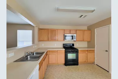 8106 Arrington Forest Lane, Humble, TX 77338 - Photo 16