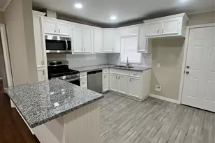 6708 St Augustine St, Houston, TX 77021 - Photo 10