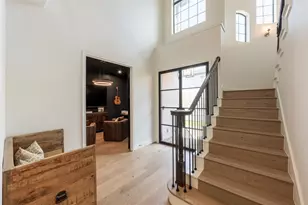 8011 Serenity Ct, Houston, TX 77025 - Photo 2