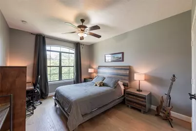 8011 Serenity Court, Houston, TX 77025 - Photo 20