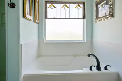 957 Fisherman Drive S, Crystal Beach, TX 77650 - Photo 18