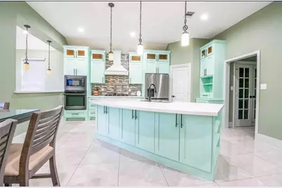 9233 Kentshire Drive, Houston, TX 77078 - Photo 8