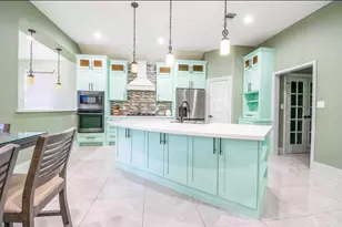 9233 Kentshire Dr, Houston, TX 77078 - Photo 8