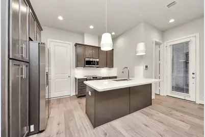 2319 Silva Park Lane, Houston, TX 77091 - Photo 2