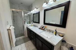 902 W 20th St, Houston, TX 77008 - Photo 4