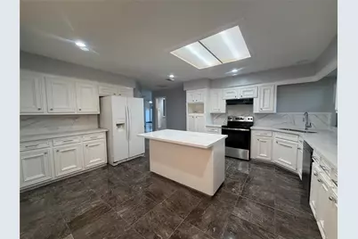 15306 La Paloma, Houston, TX 77083 - Photo 2