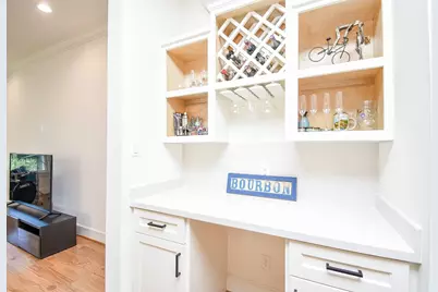 918 W 25th Street #E, Houston, TX 77008 - Photo 16