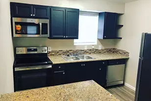 3700 Pine Manor Ln, Dickinson, TX 77539 - Photo 4