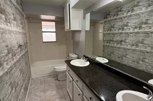 11611 Stone Bridge Dr, Houston, TX 77064 - Photo 18