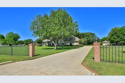 11461 Outpost Cove Drive, Willis, TX 77318 - Photo 2
