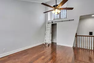 15703 Crestbrook Dr, Houston, TX 77059 - Photo 32