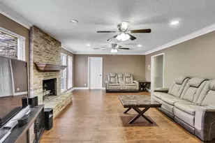 15703 Crestbrook Dr, Houston, TX 77059 - Photo 22