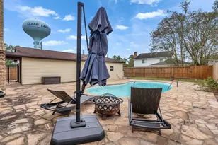 15703 Crestbrook Dr, Houston, TX 77059 - Photo 44