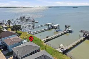 217 Captains Rd, Anahuac, TX 77514 - Photo 32